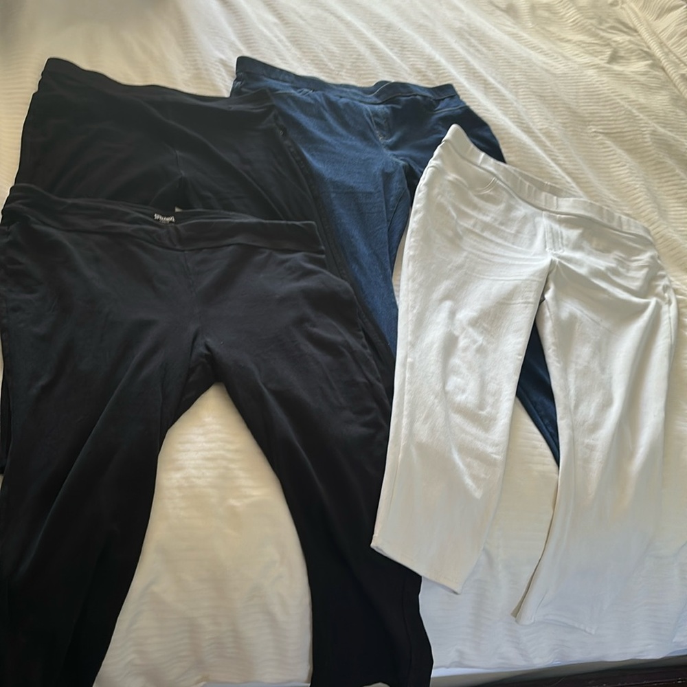 Lot of petite jeggings